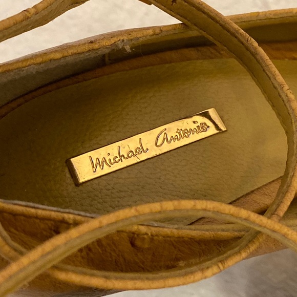 Michael Antonio Platform Peep Toe Ankle Strap Pump - Picture 8 of 9